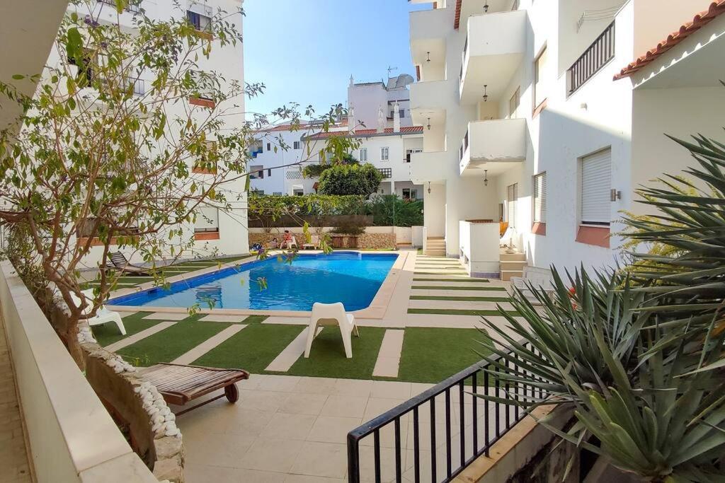 Gyula Old Town Apartment Albufeira Extérieur photo